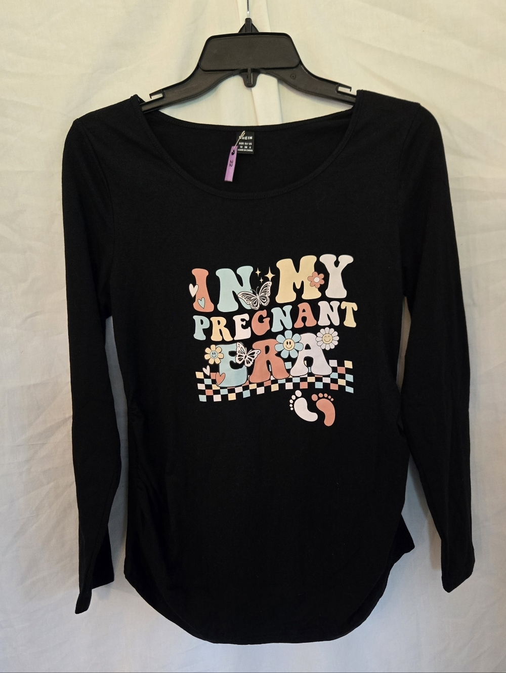 SHEIN - Black Long Sleeve Graphic Tee - (M)